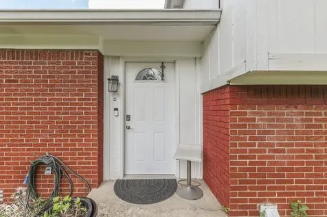 1924 W 65th Place Indianapolis IN 46260