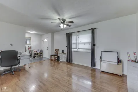 1924 W 65th Place Indianapolis IN 46260