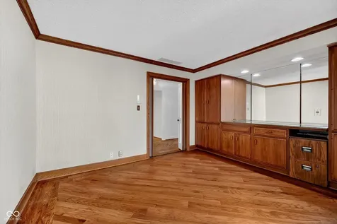 8002 Dean Road Indianapolis IN 46240