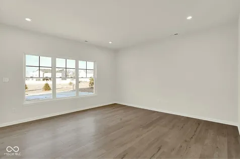 180 Megan Way Cumberland IN 46229