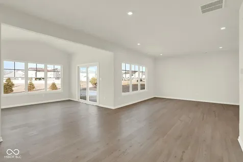 180 Megan Way Cumberland IN 46229