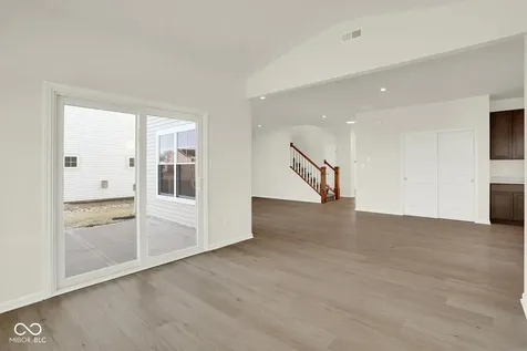 180 Megan Way Cumberland IN 46229