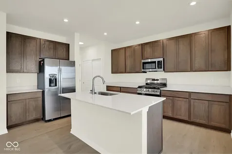 180 Megan Way Cumberland IN 46229