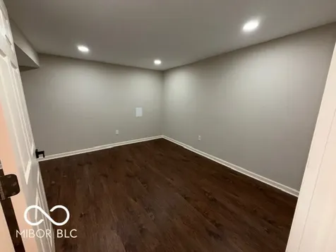 2926 Indianapolis Avenue Indianapolis IN 46208