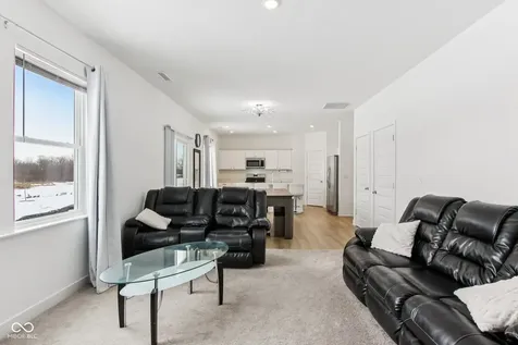 10276 Samerton Lane Indianapolis IN 46239