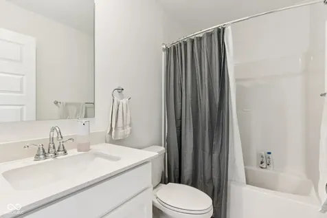 10276 Samerton Lane Indianapolis IN 46239