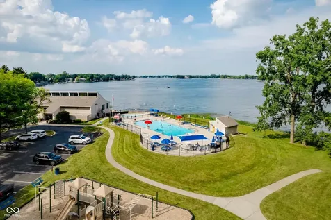 2306 Hawthorn Place Noblesville IN 46062