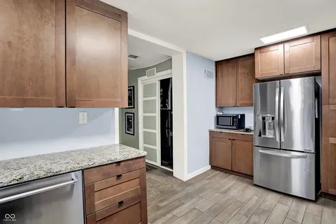 3715 Governors Road Indianapolis IN 46208