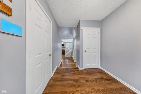 11223 Fonthill Drive Indianapolis IN 46236