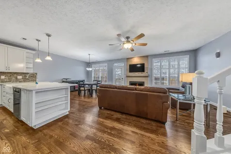11223 Fonthill Drive Indianapolis IN 46236