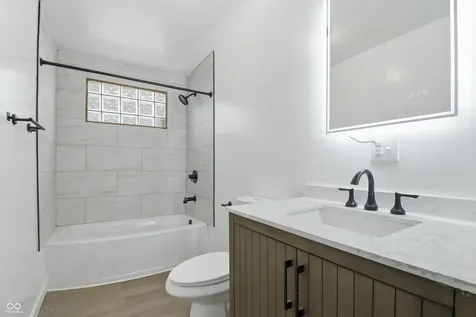 104 N Chester Avenue Indianapolis IN 46201