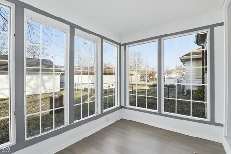 104 N Chester Avenue Indianapolis IN 46201