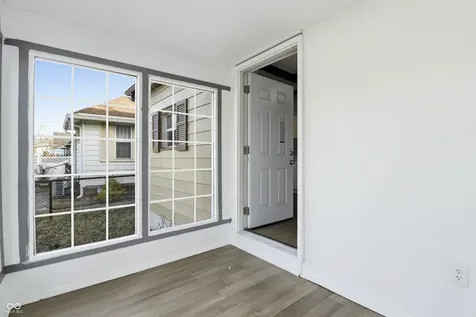 104 N Chester Avenue Indianapolis IN 46201