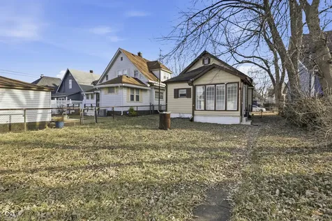 104 N Chester Avenue Indianapolis IN 46201