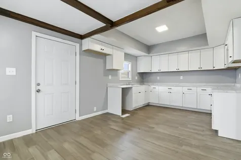 104 N Chester Avenue Indianapolis IN 46201
