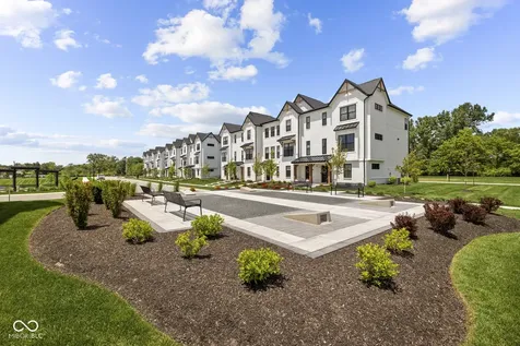 4498 Yellowwood Avenue Brownsburg IN 46112