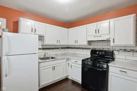 2941 E Brookside Avenue Indianapolis IN 46218