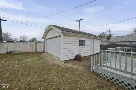 614 N Illinois Street Monticello IN 47960
