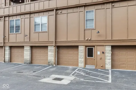 219 N New Jersey Street Indianapolis IN 46204
