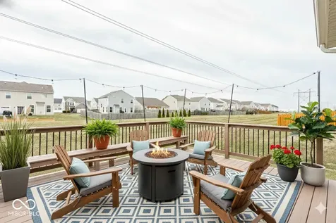 5777 White Pine Road Whitestown IN 46075