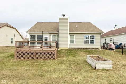 5777 White Pine Road Whitestown IN 46075