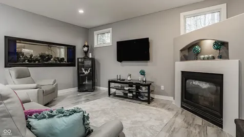 4548 Chase Oak Court Zionsville IN 46077