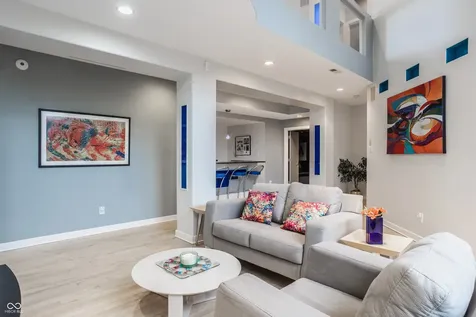 4548 Chase Oak Court Zionsville IN 46077