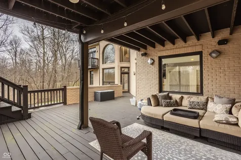 4548 Chase Oak Court Zionsville IN 46077