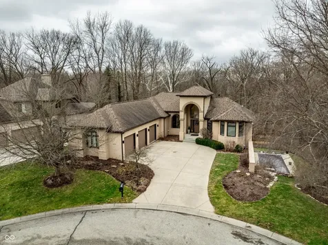 4548 Chase Oak Court Zionsville IN 46077