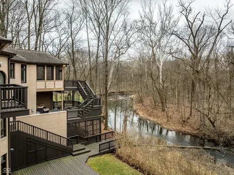 4548 Chase Oak Court Zionsville IN 46077