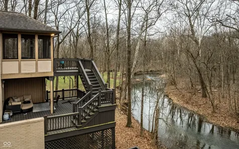 4548 Chase Oak Court Zionsville IN 46077