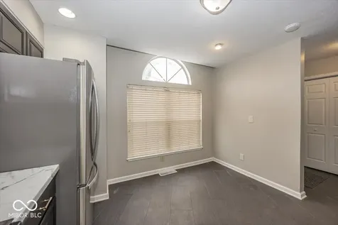8868 Pine Tree Boulevard Indianapolis IN 46256