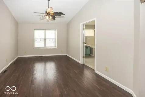 8868 Pine Tree Boulevard Indianapolis IN 46256