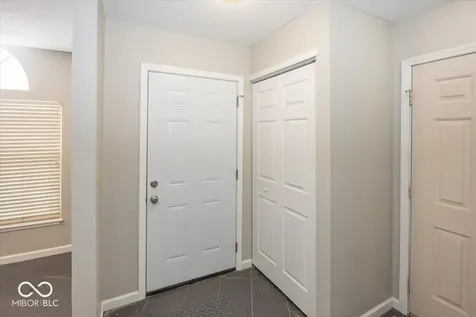8868 Pine Tree Boulevard Indianapolis IN 46256