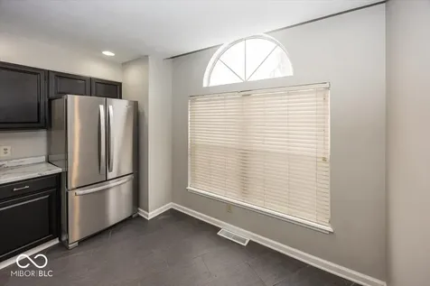8868 Pine Tree Boulevard Indianapolis IN 46256