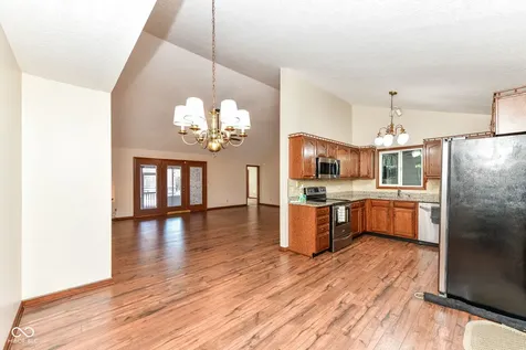 1065 Alydar Circle Indianapolis IN 46217