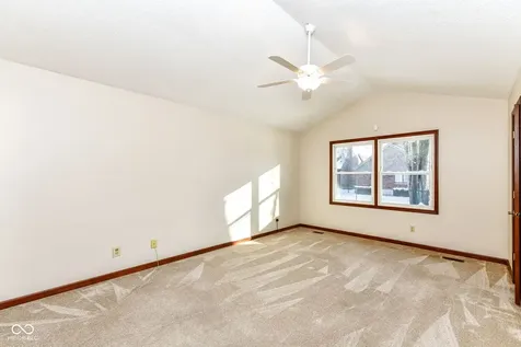 1065 Alydar Circle Indianapolis IN 46217