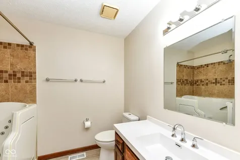 1065 Alydar Circle Indianapolis IN 46217