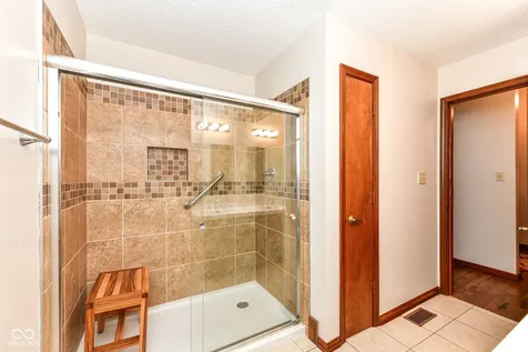 1065 Alydar Circle Indianapolis IN 46217