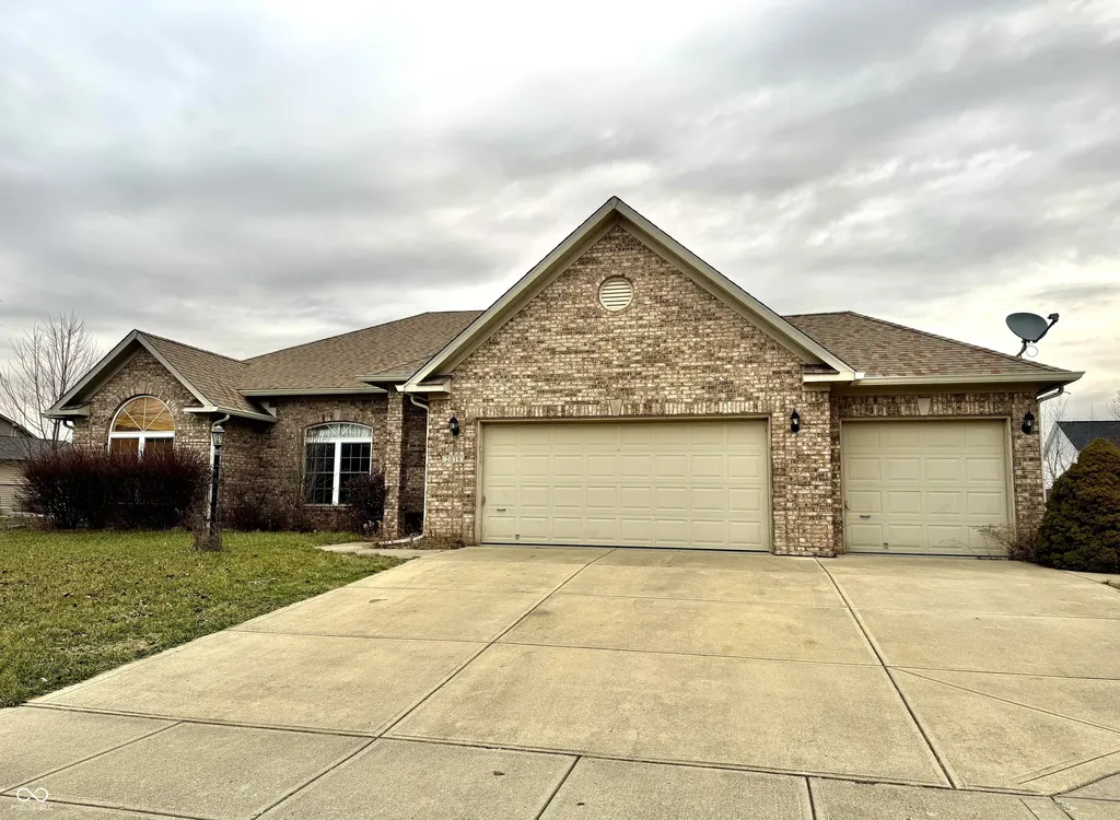 2019 Woodfield Drive Greenwood IN 46143