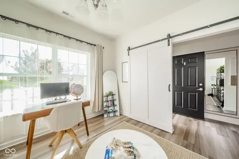 16592 Branham Drive Fishers IN 46040