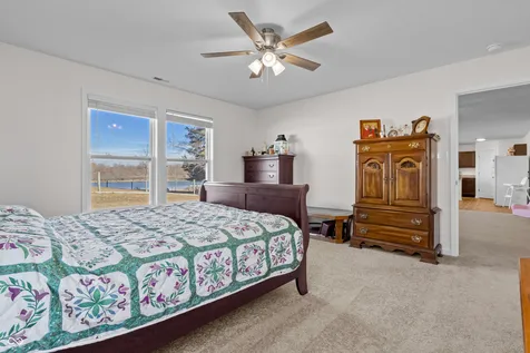 2042 Heron Drive Seymour IN 47274