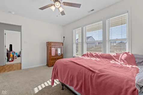 2042 Heron Drive Seymour IN 47274