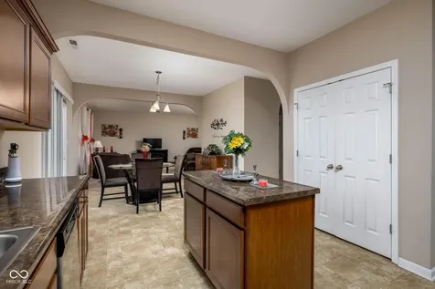 8707 N Aspen Way Mccordsville IN 46055