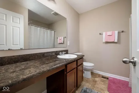 8707 N Aspen Way Mccordsville IN 46055