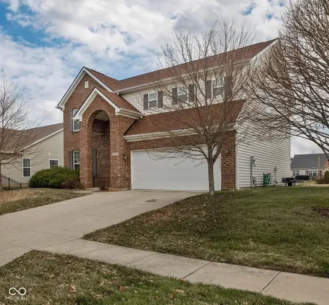 8707 N Aspen Way Mccordsville IN 46055