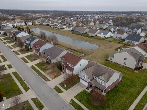 8707 N Aspen Way Mccordsville IN 46055