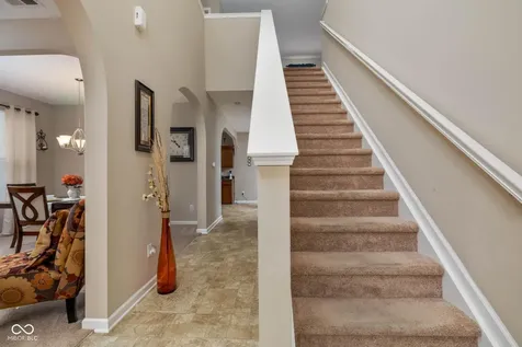 8707 N Aspen Way Mccordsville IN 46055