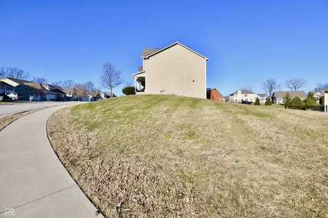4219 Parliament Way Avon IN 46123