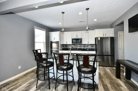 4219 Parliament Way Avon IN 46123